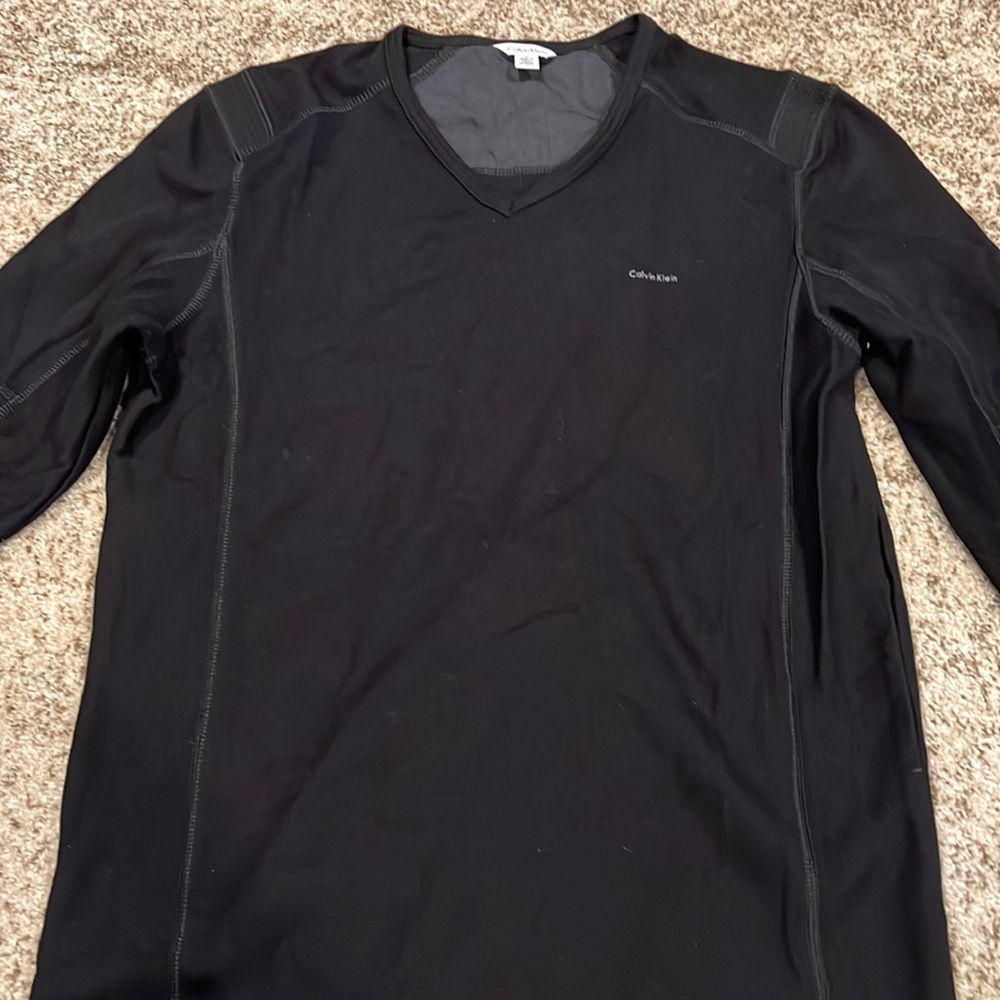 V-Neck Calvin Klein Sweater